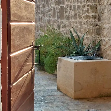 Casa vacanze Authentic Stone House Vis