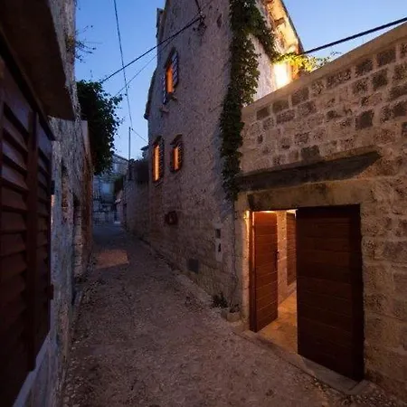 Authentic Stone House Holiday home